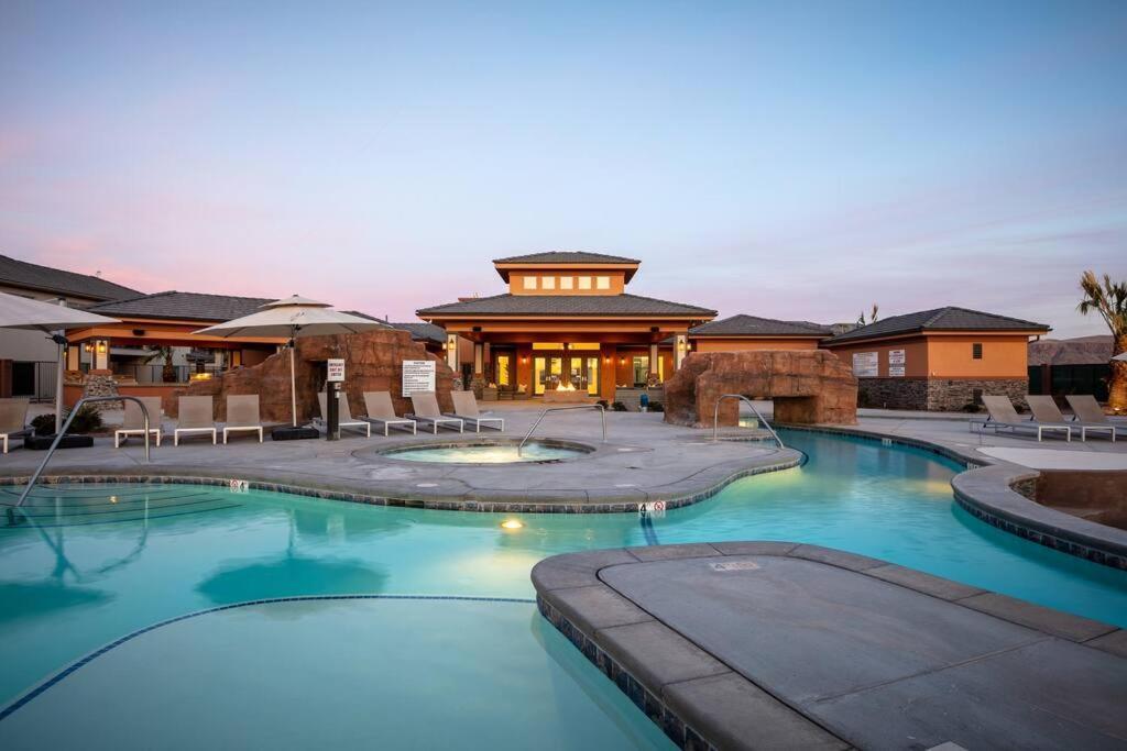 Discover Zion Mountain, Private Hot Tub-3 Bedroom Hurricane Exterior photo