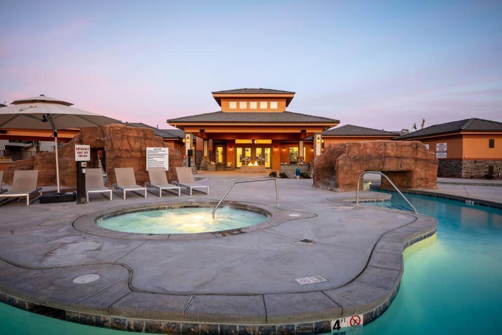 Discover Zion Mountain, Private Hot Tub-3 Bedroom Hurricane Exterior photo