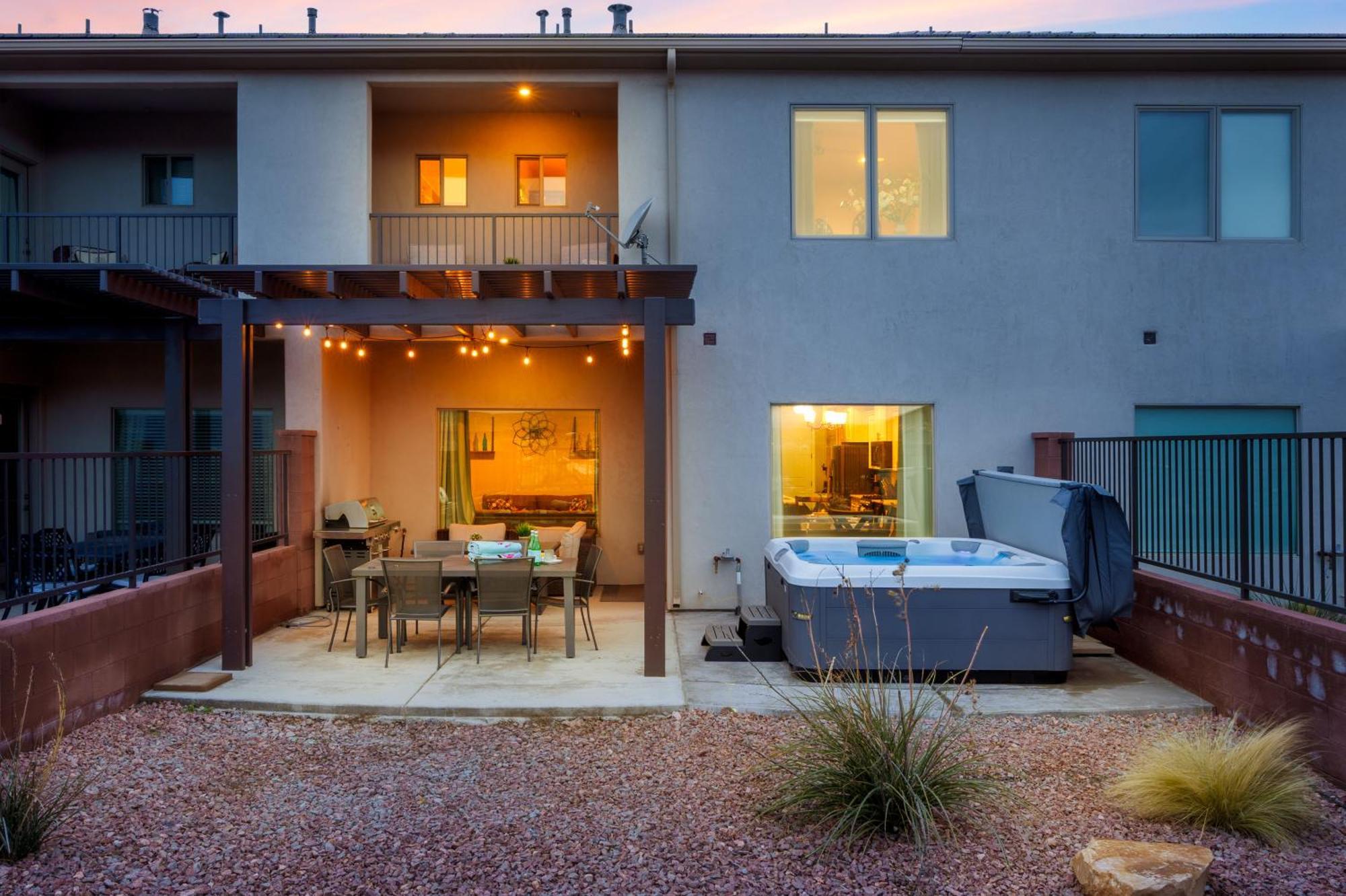 Discover Zion Mountain, Private Hot Tub-3 Bedroom Hurricane Exterior photo